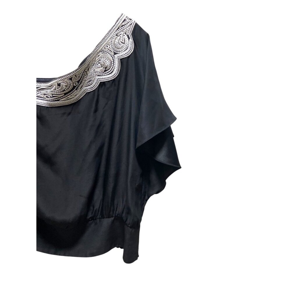 White House Black Market Black and Silver One-Shoulder Blouse - Picture 7 of 14